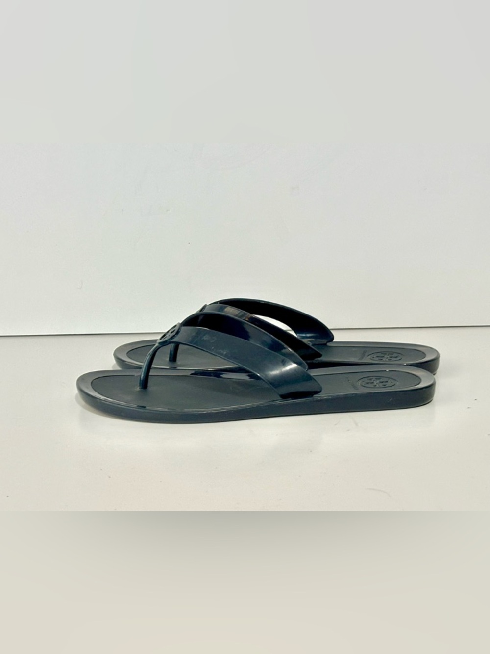 Tory Burch Thong Jelly Sandals Women’s Size US 7 Navy Blue - Picture 5 of 6